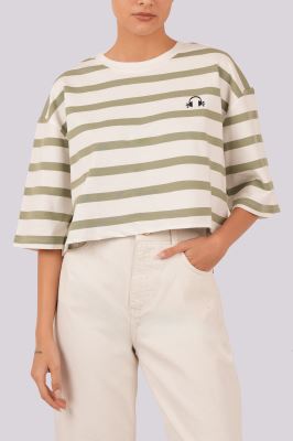 تیشرت آستین کوتاه گلدوزی