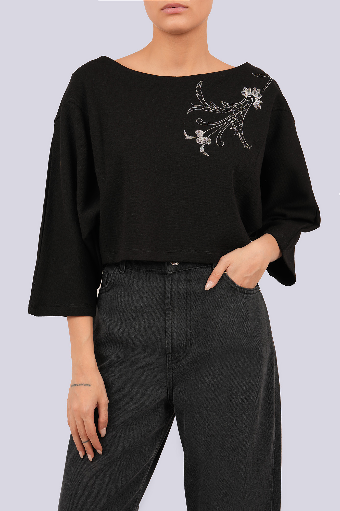 تیشرت آستین بلند گلدوزی