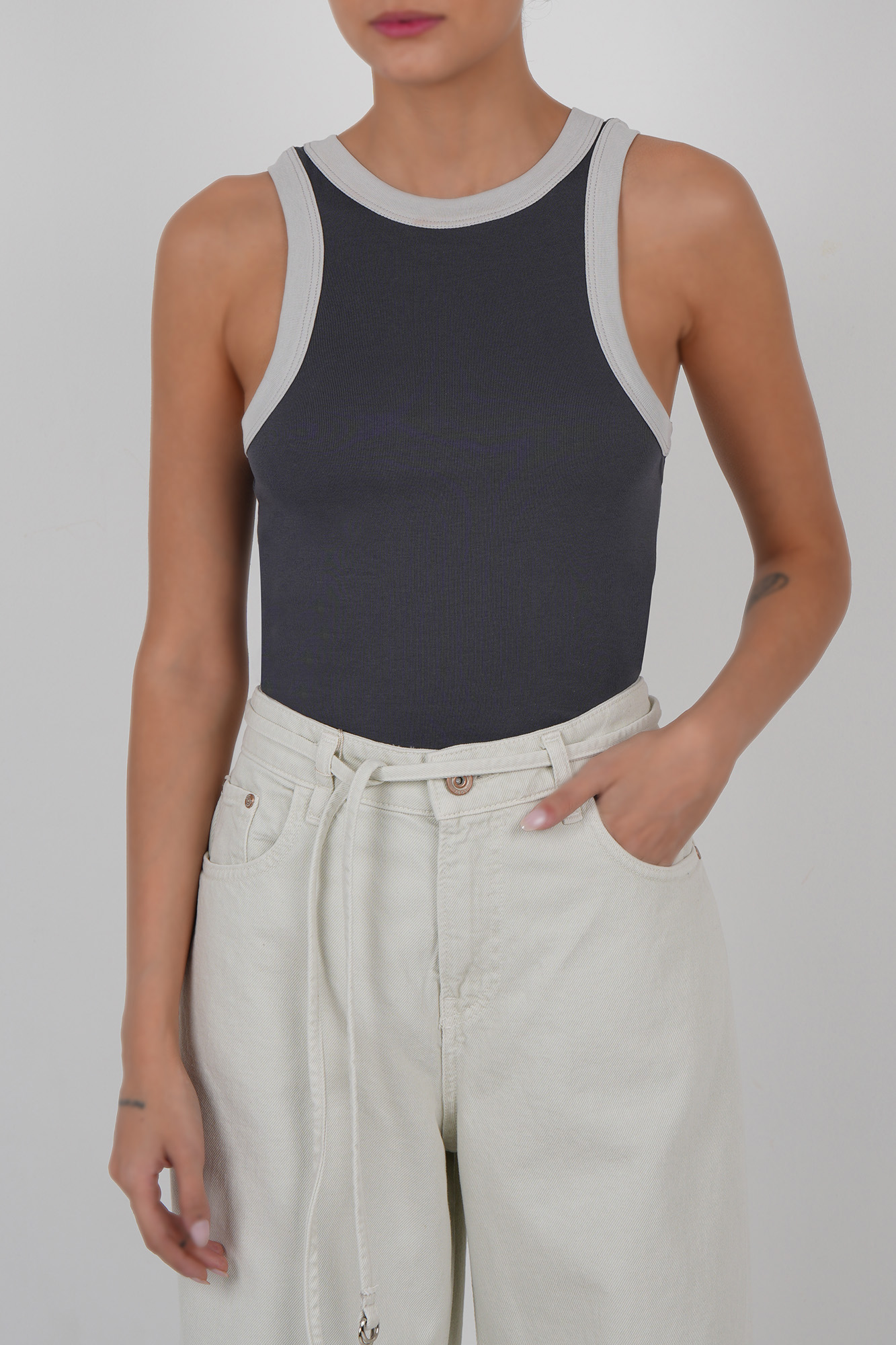 تاپ تیشرتی ساده