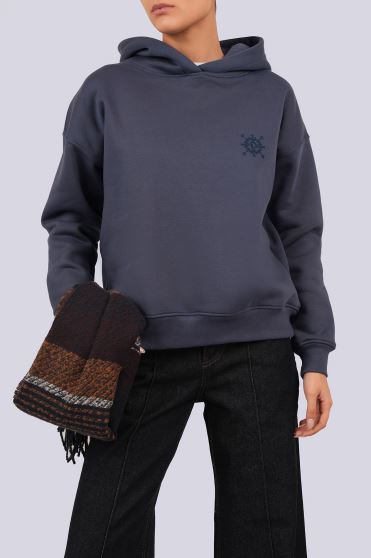 هودی گلدوزی