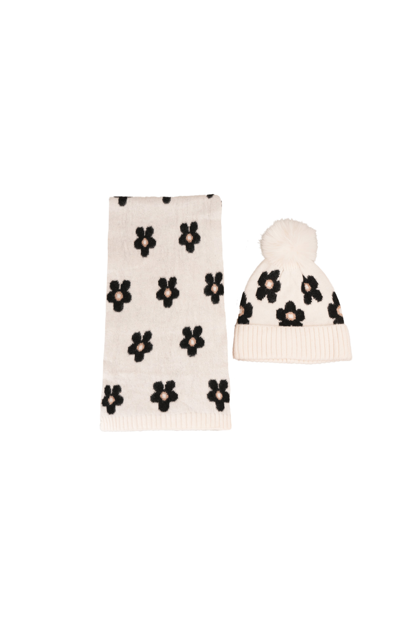 ست شال و کلاه طرحدار