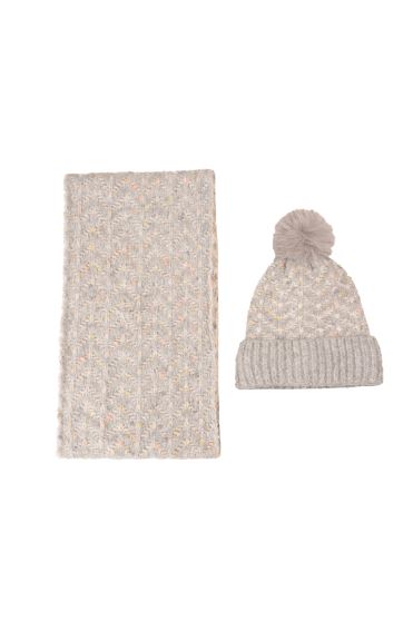 ست شال و کلاه طرحدار