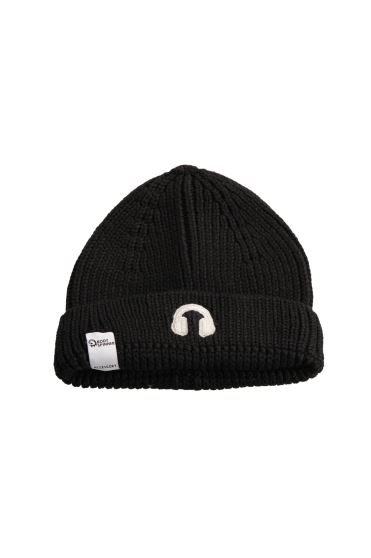 کلاه بافت گلدوزی