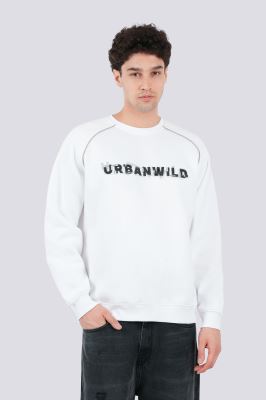 سوئیشرت گلدوزی