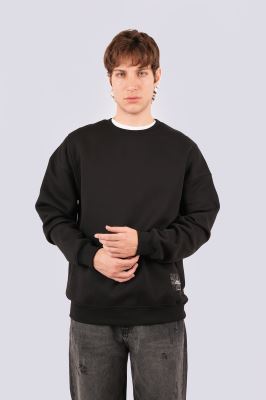 سوئیشرت گلدوزی