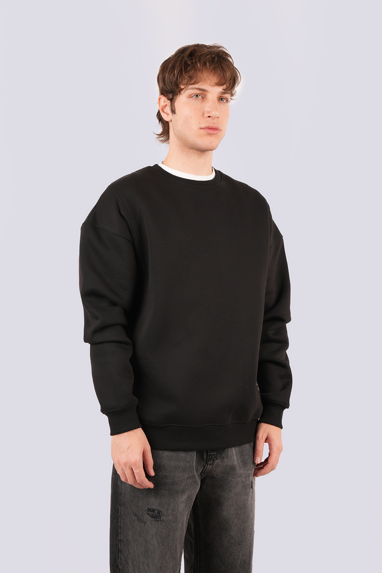 سوئیشرت گلدوزی