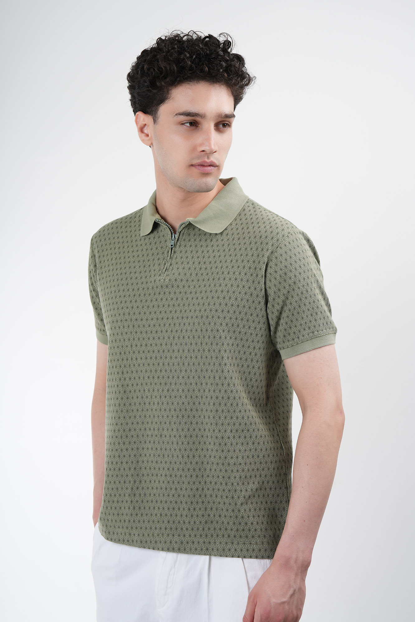 پولوشرت آستین کوتاه طرحدار