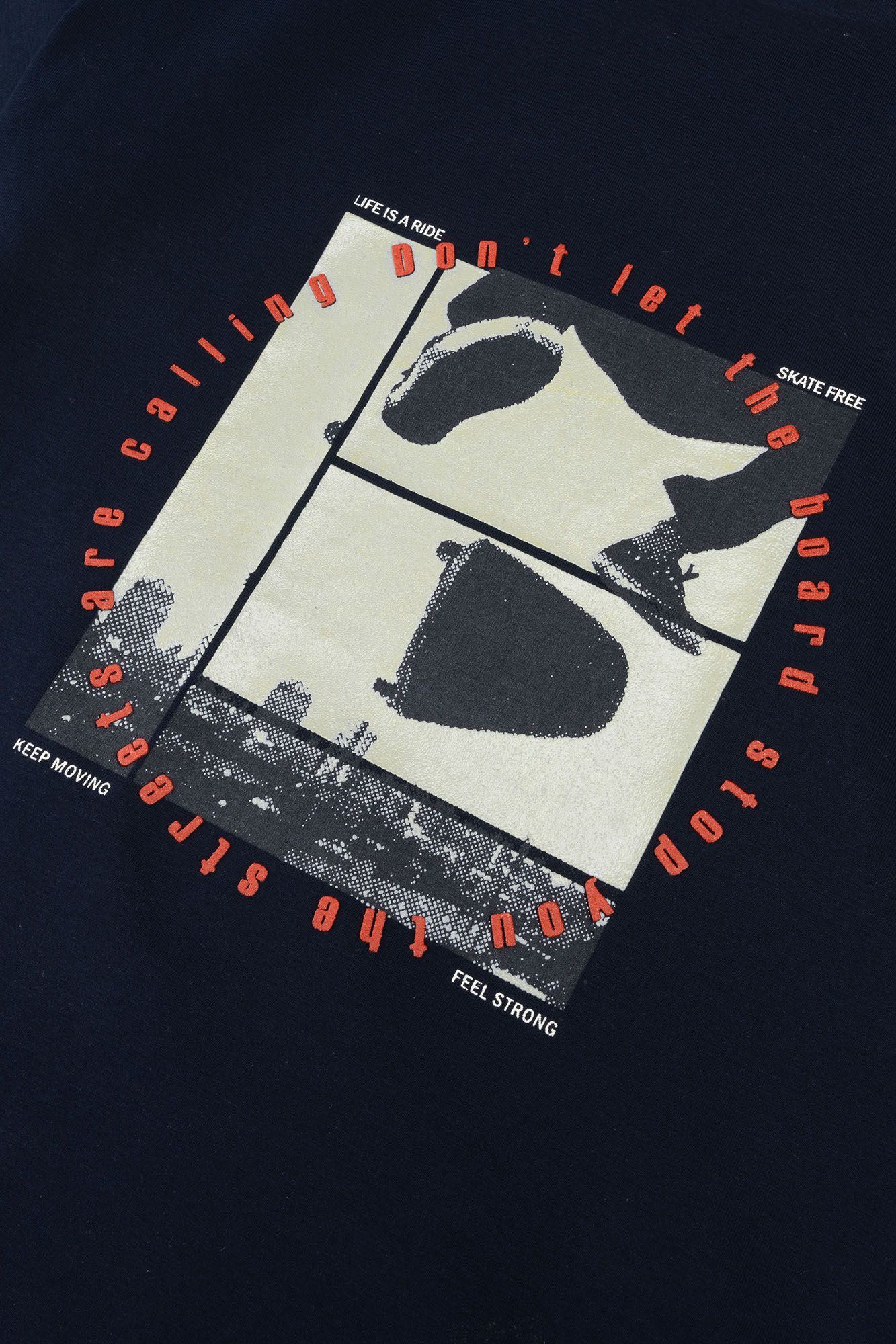 تیشرت آستین کوتاه چاپی