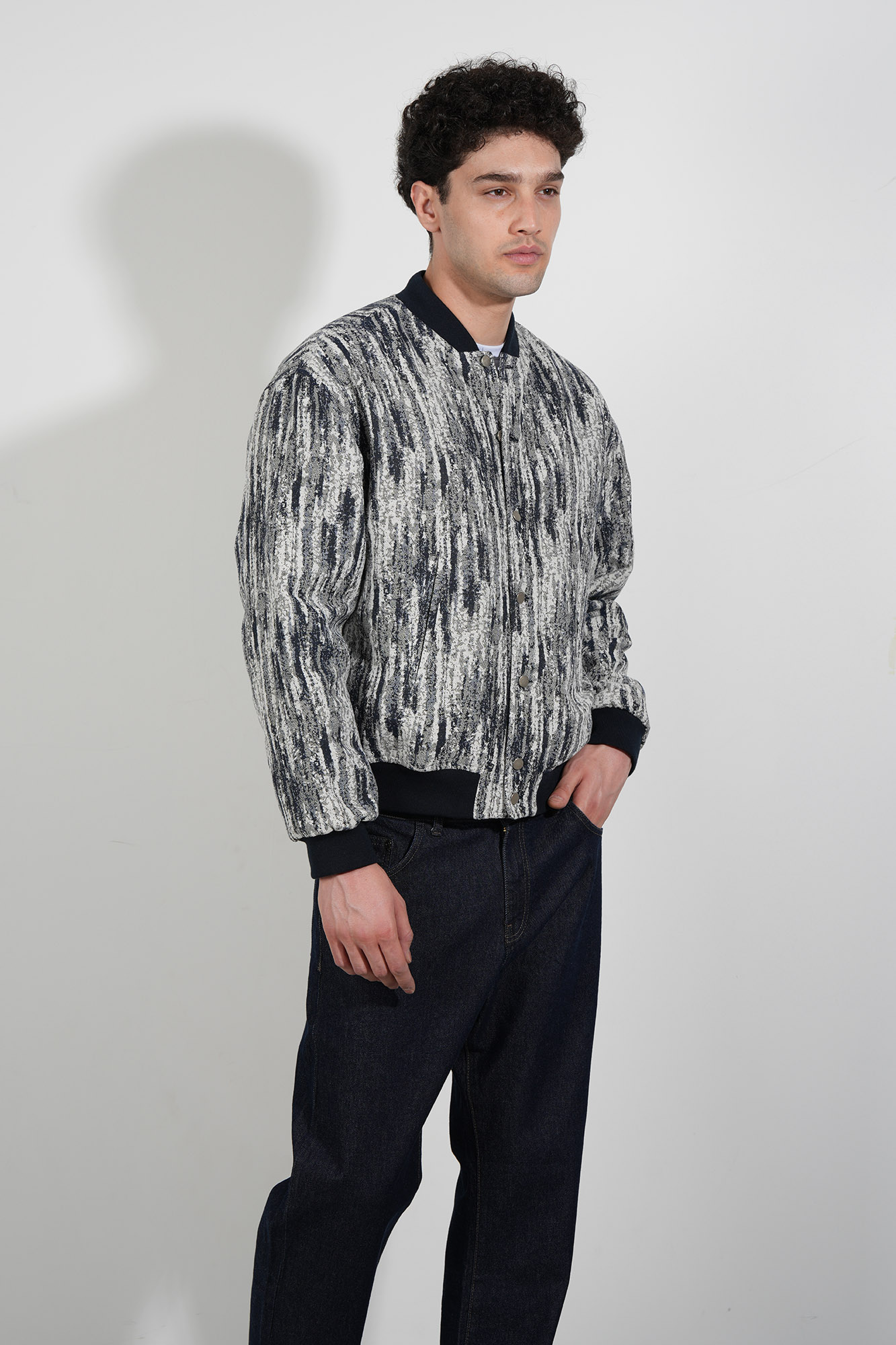 بامبر جکت طرحدار