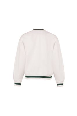 سوئیشرت گلدوزی