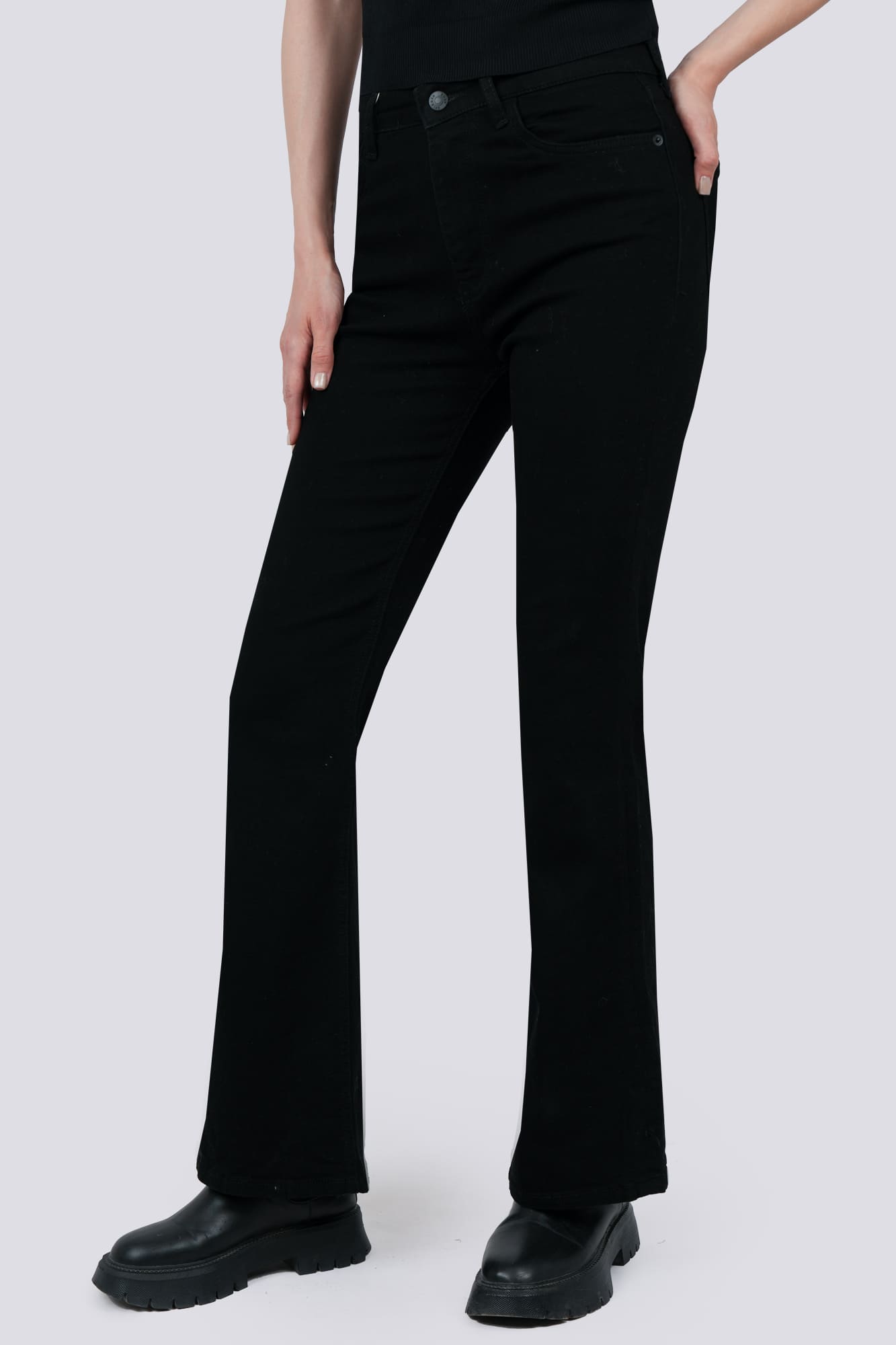 شلوار جین بوت کات