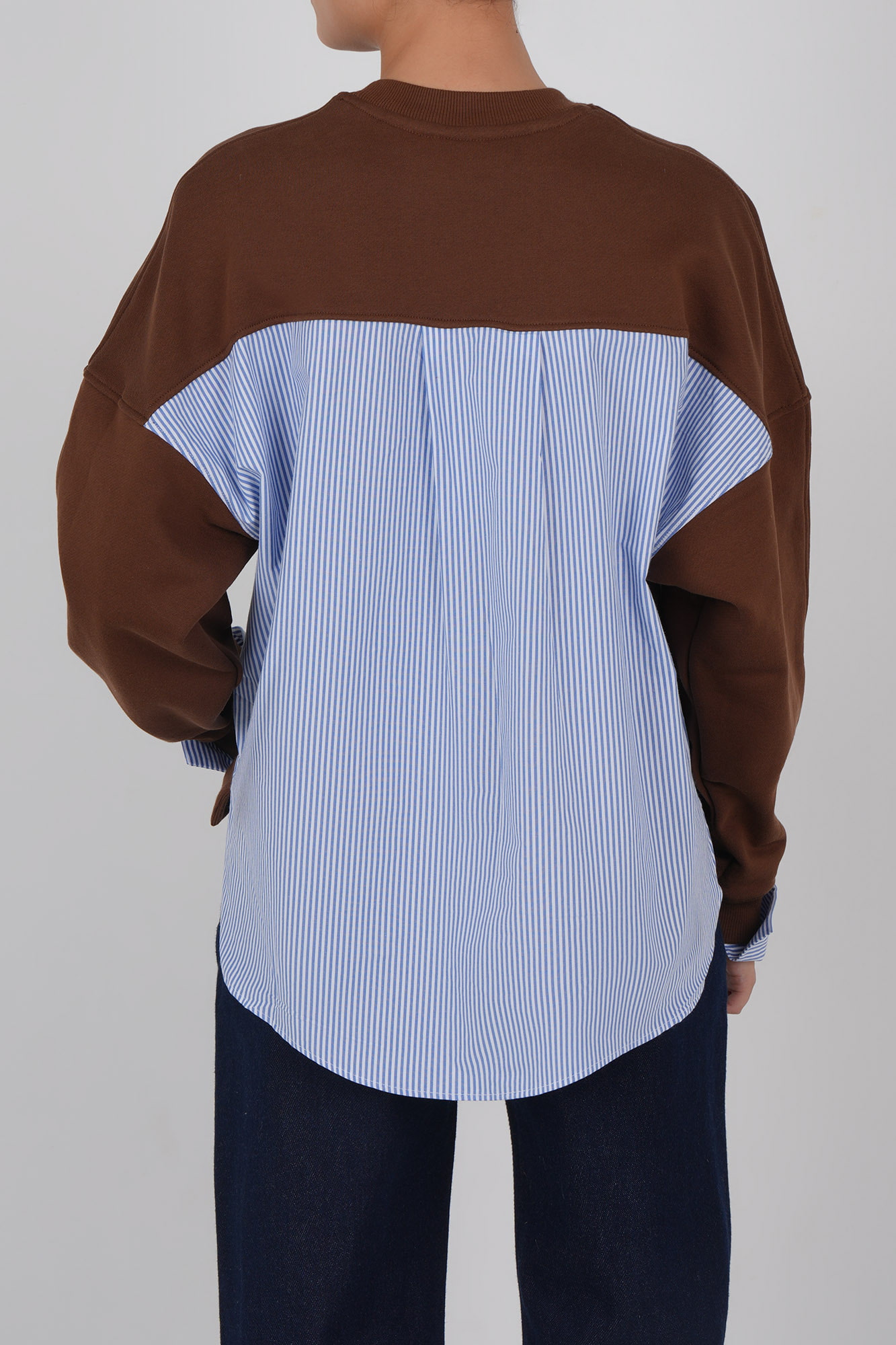 سوئیشرت یقه گرد گلدوزی