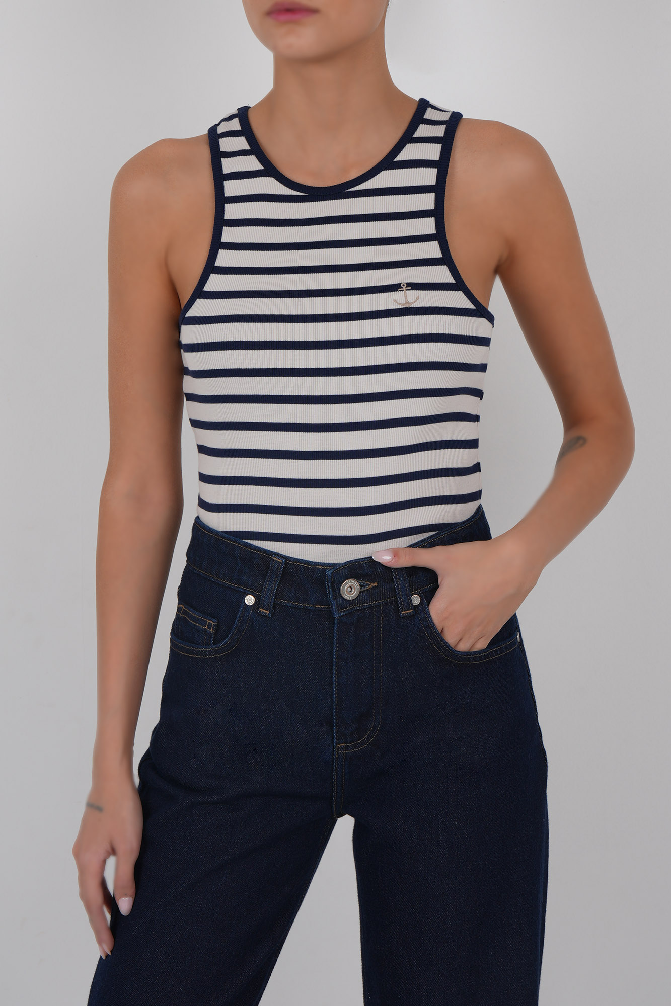 تاپ تیشرتی راه راه