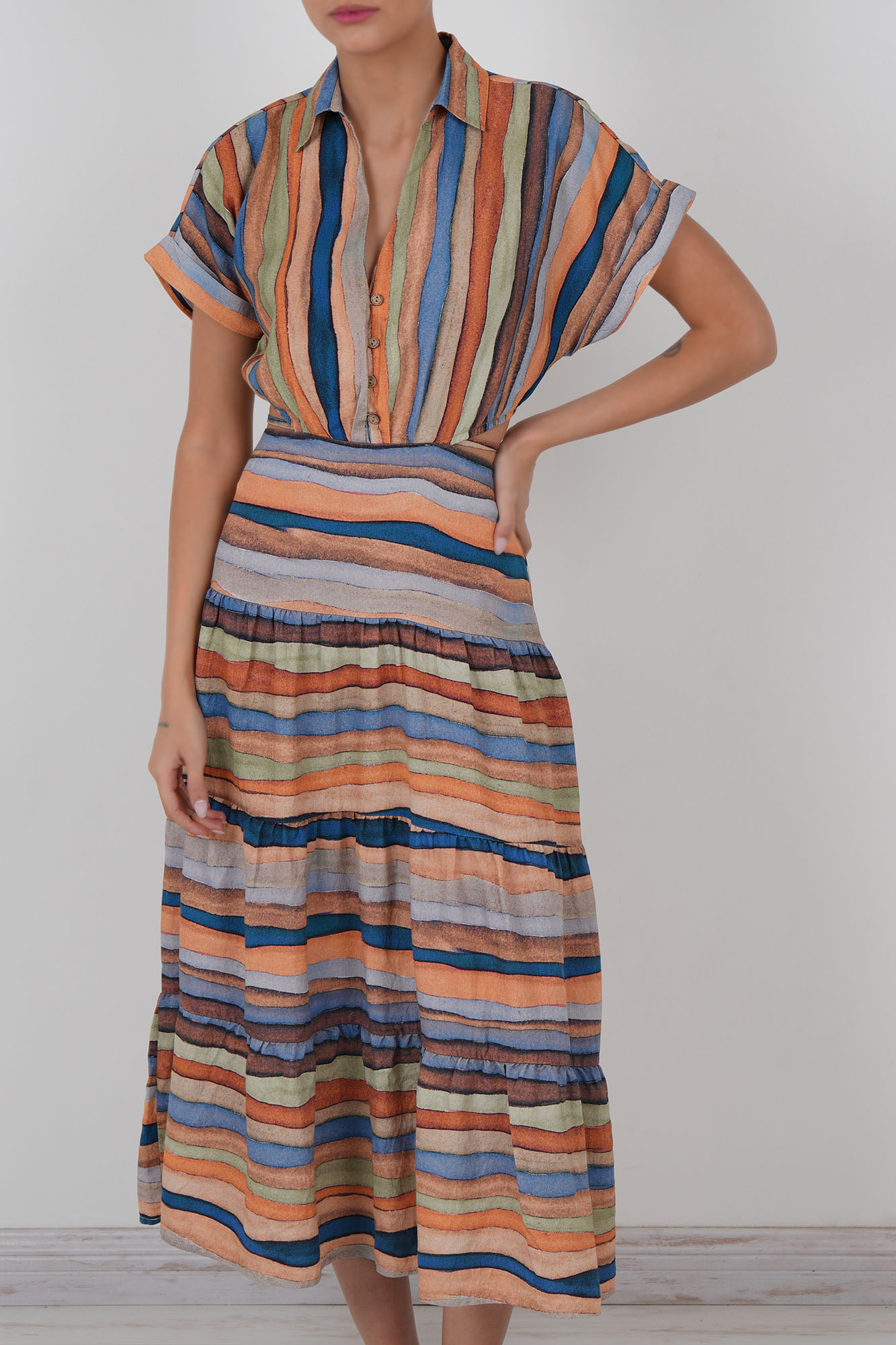 پیراهن بلند طرحدار