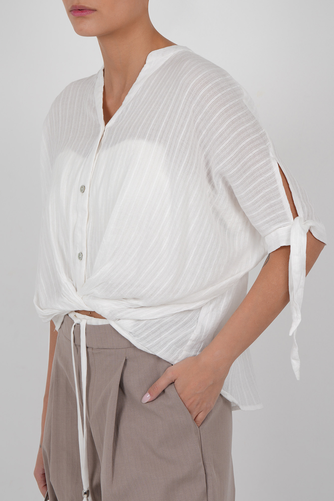 بلوز آستین کوتاه ساده