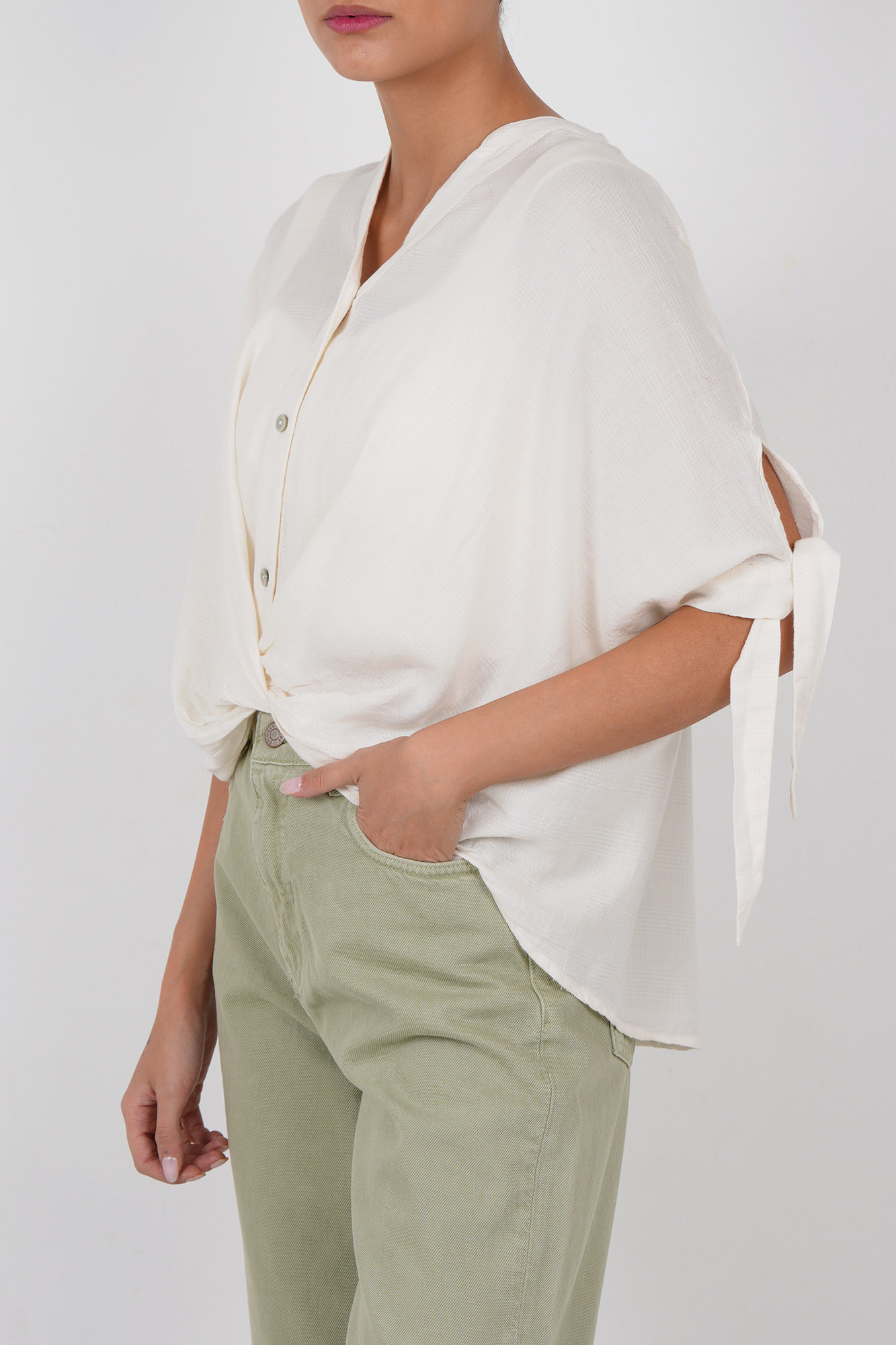 بلوز آستین کوتاه ساده