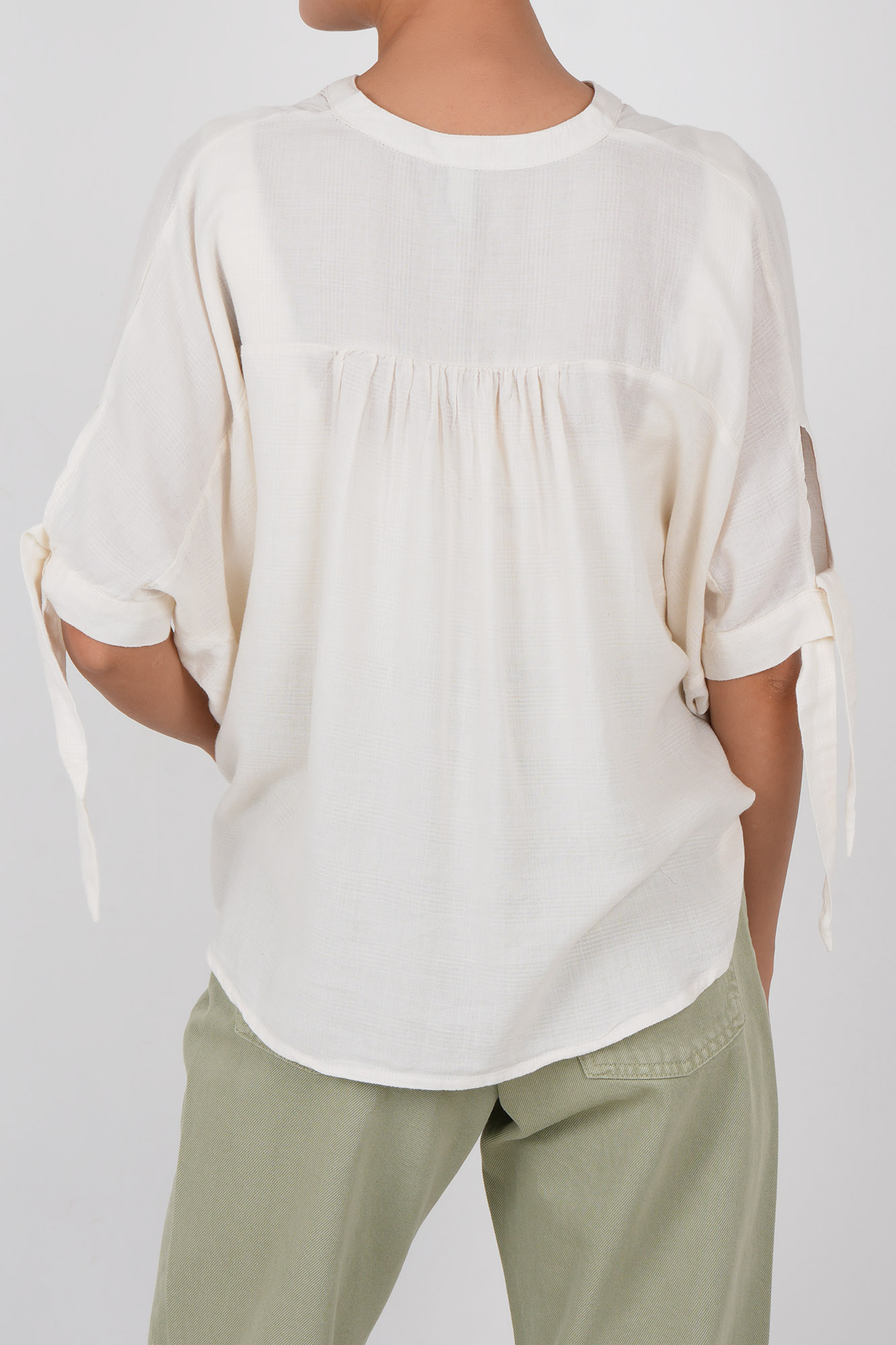 بلوز آستین کوتاه ساده