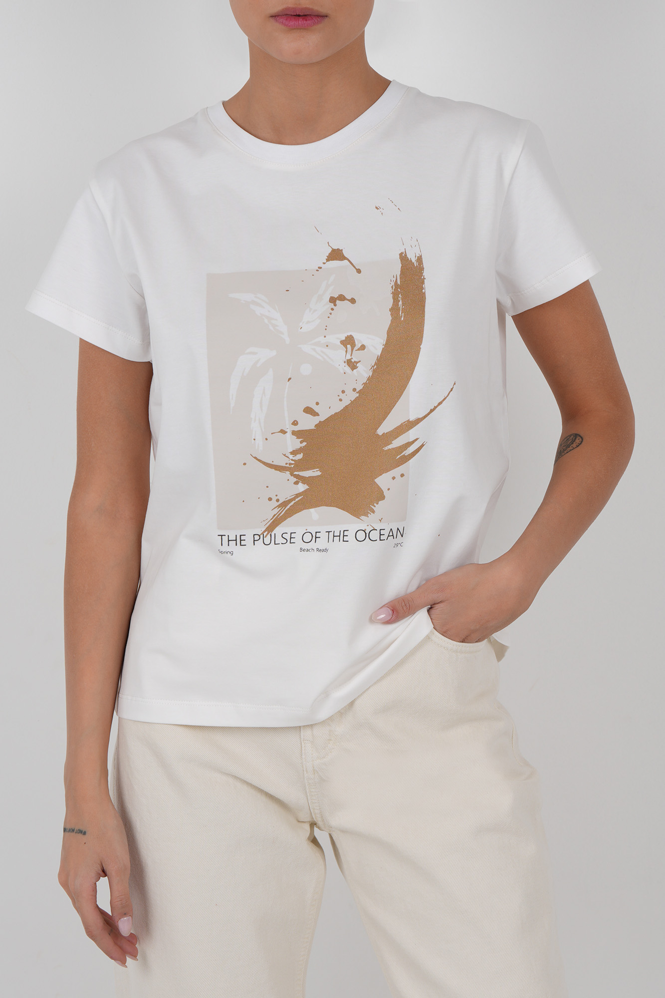 تیشرت آستین کوتاه چاپی