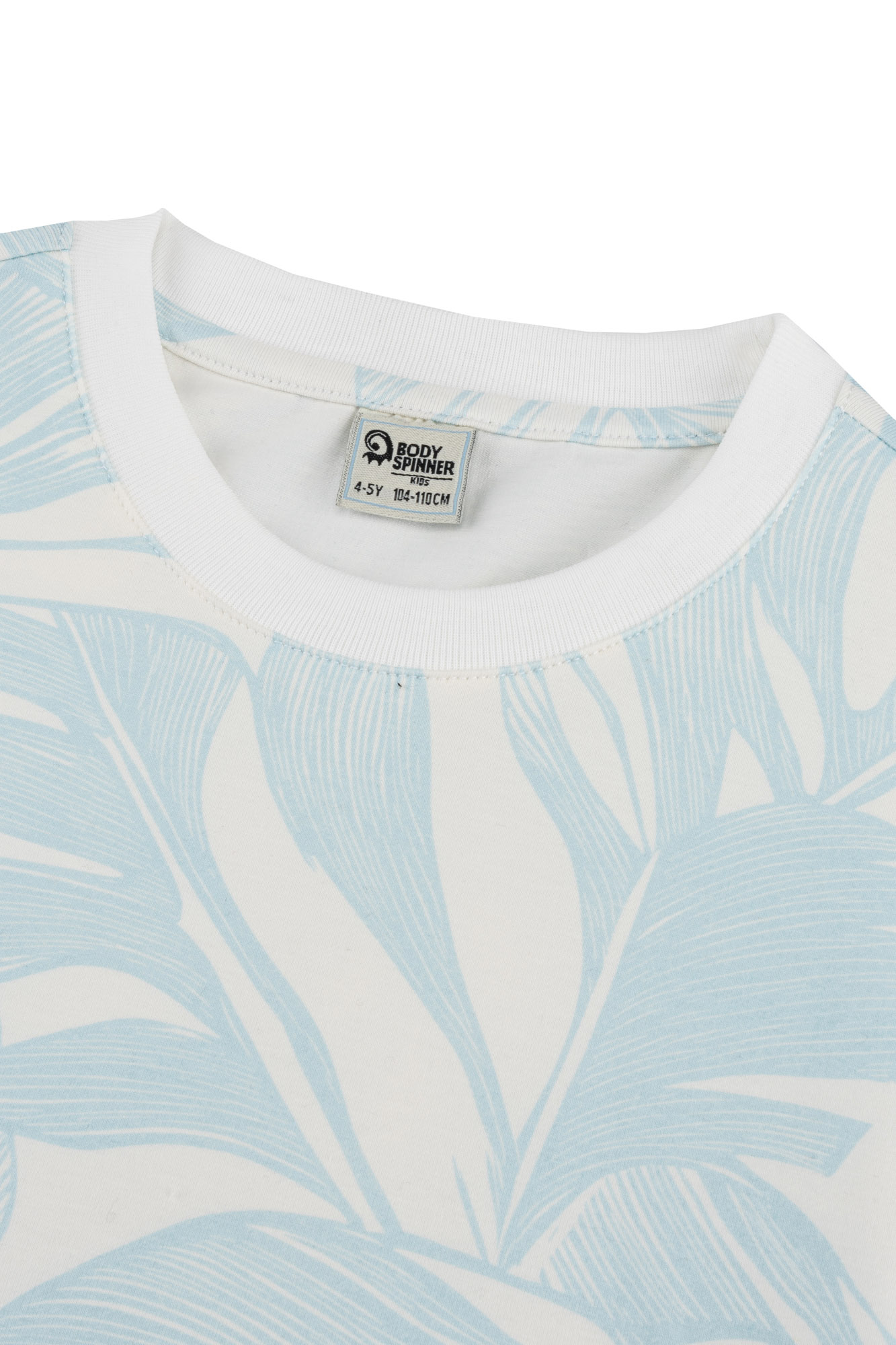 تیشرت آستین کوتاه طرحدار