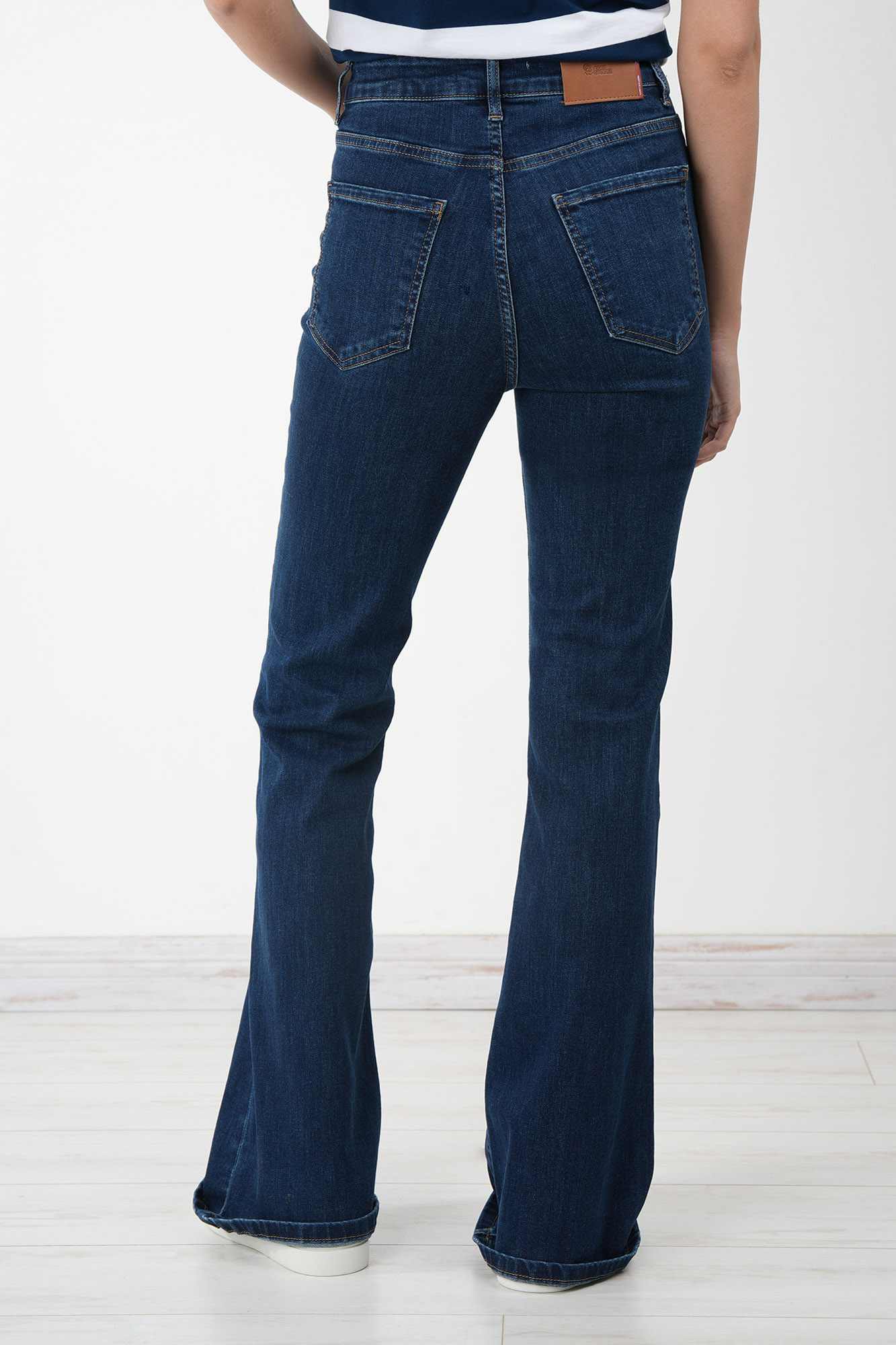 شلوار جین بوت کات