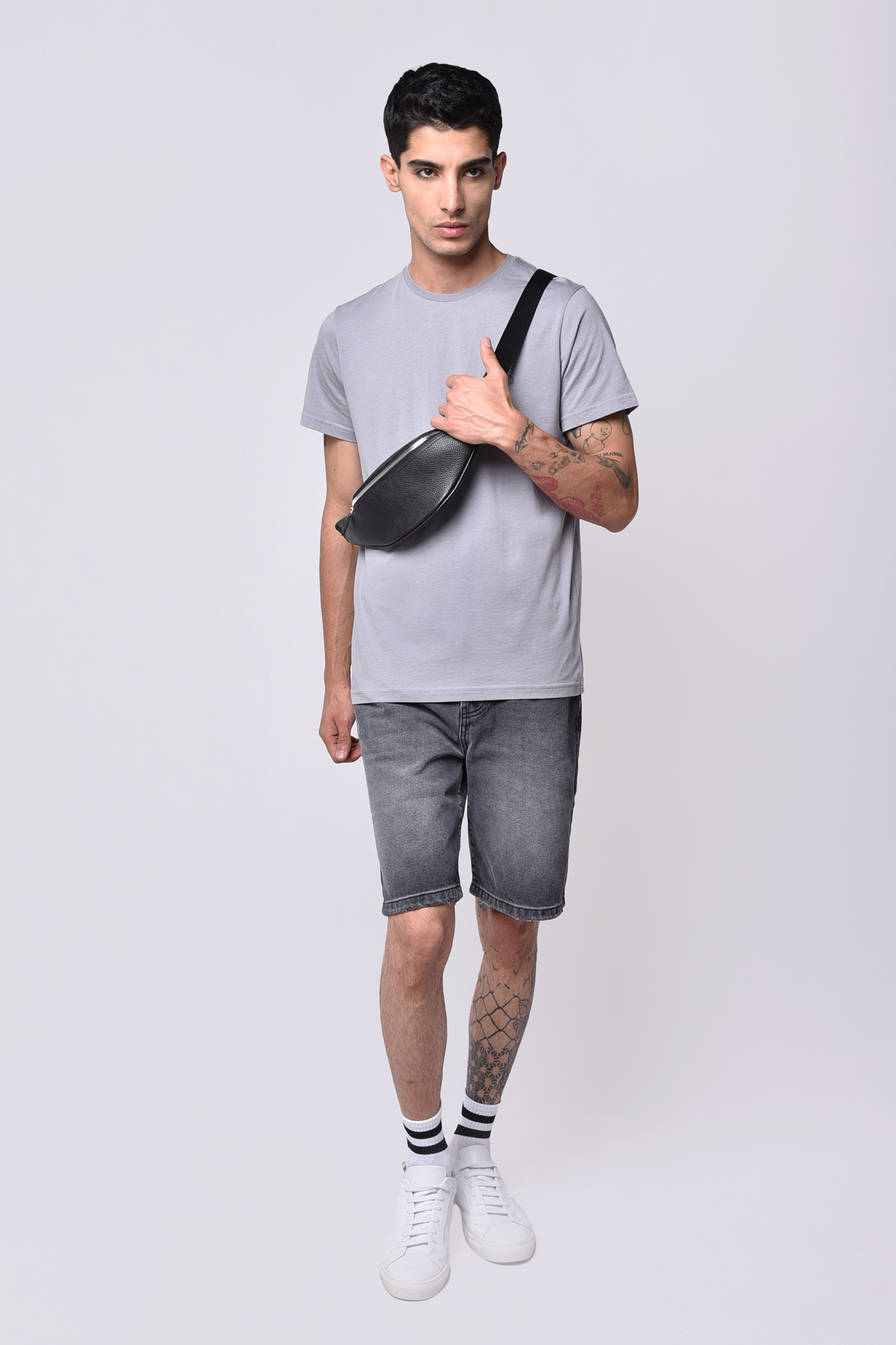 تیشرت آستین کوتاه یقه گرد بیسیک