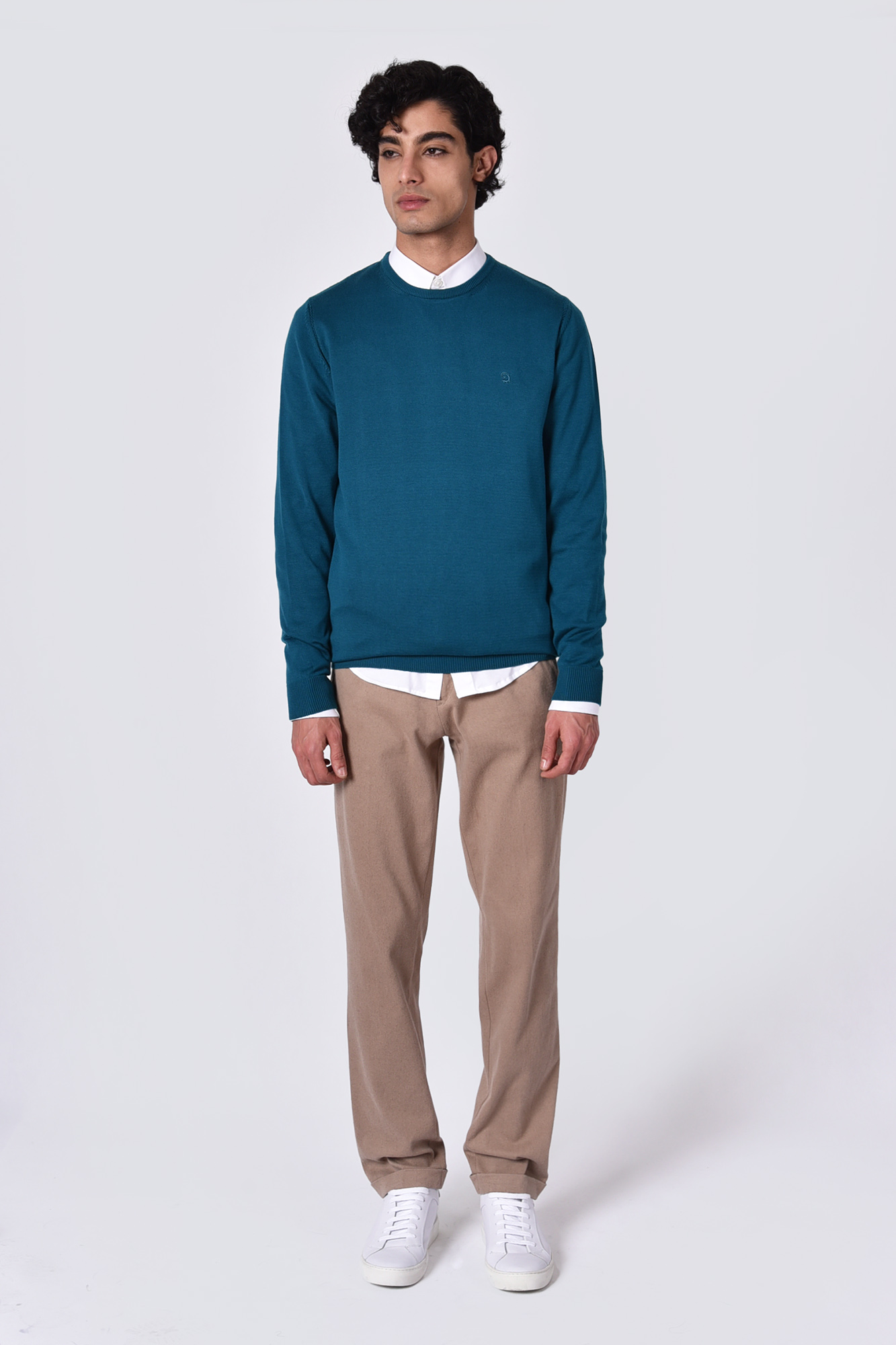 بافت یقه گرد ساده