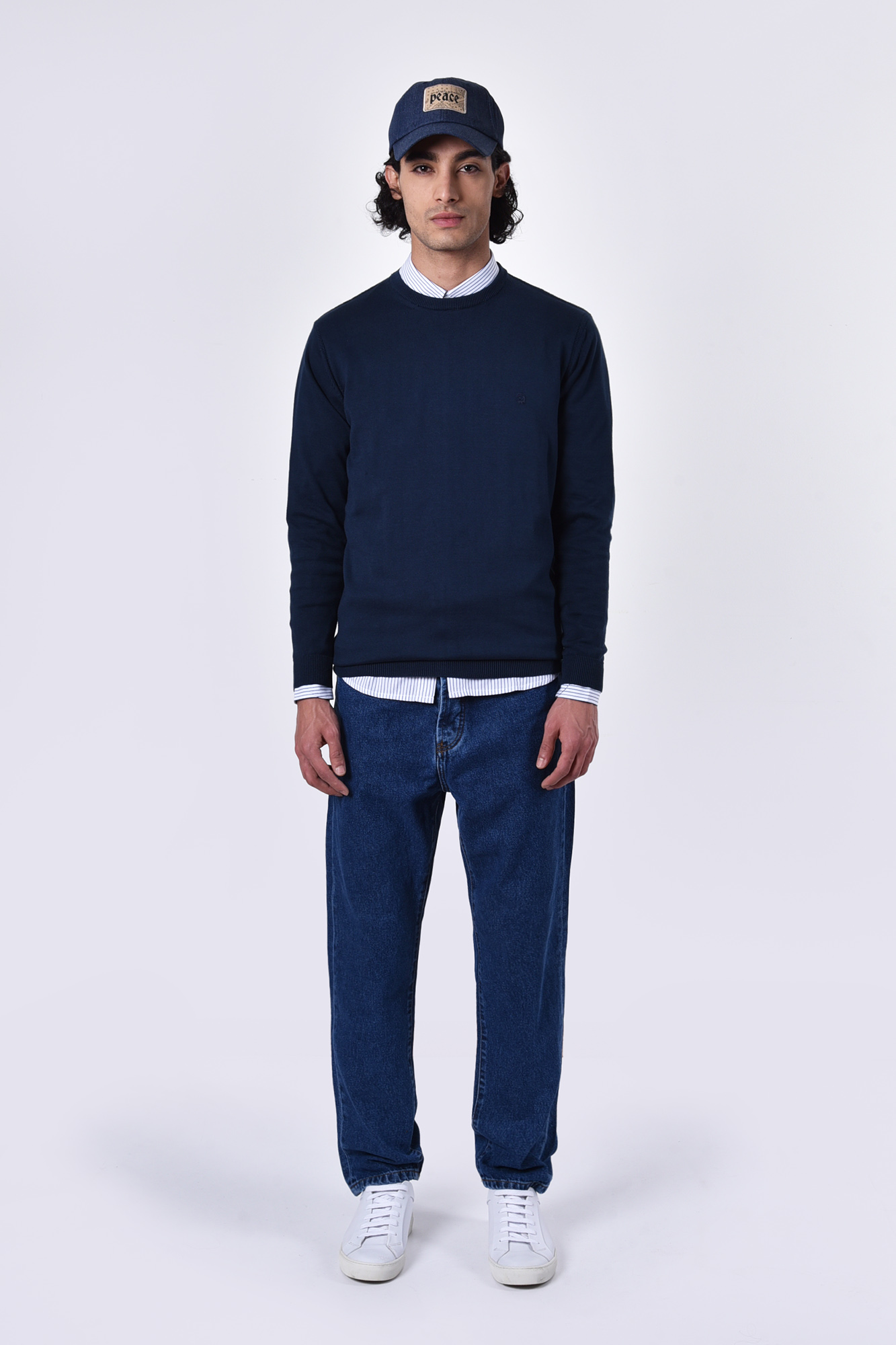 بافت یقه گرد ساده