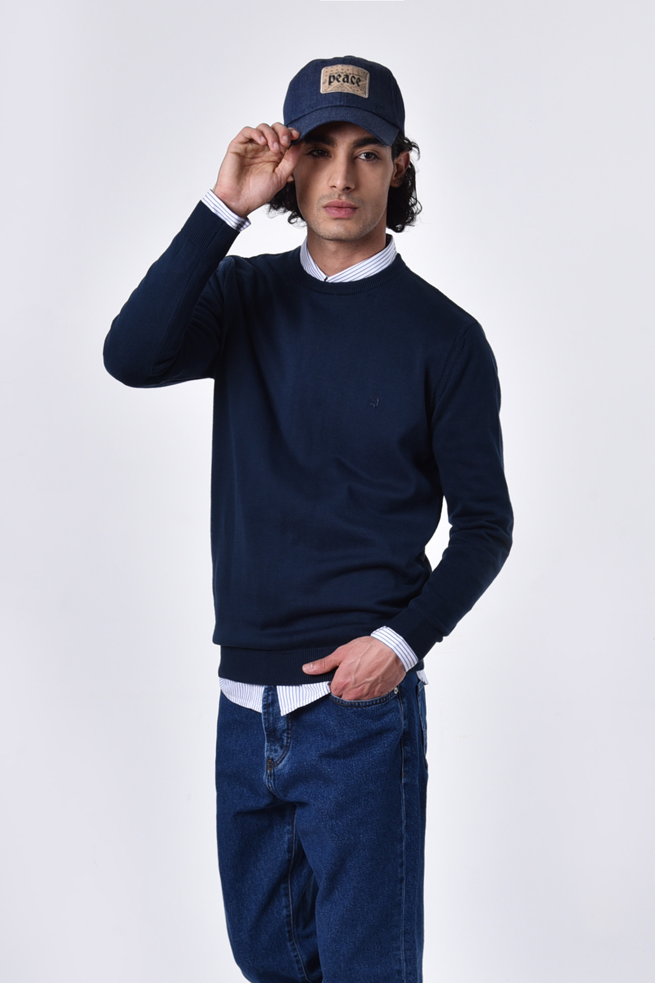 بافت یقه گرد ساده