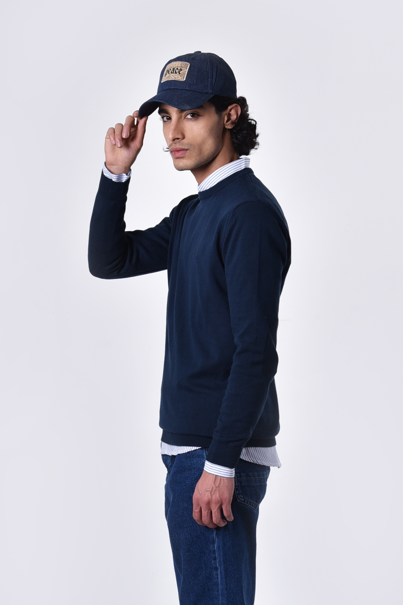 بافت یقه گرد ساده