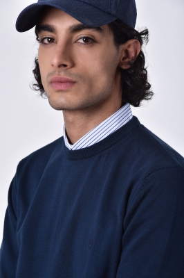 بافت یقه گرد ساده