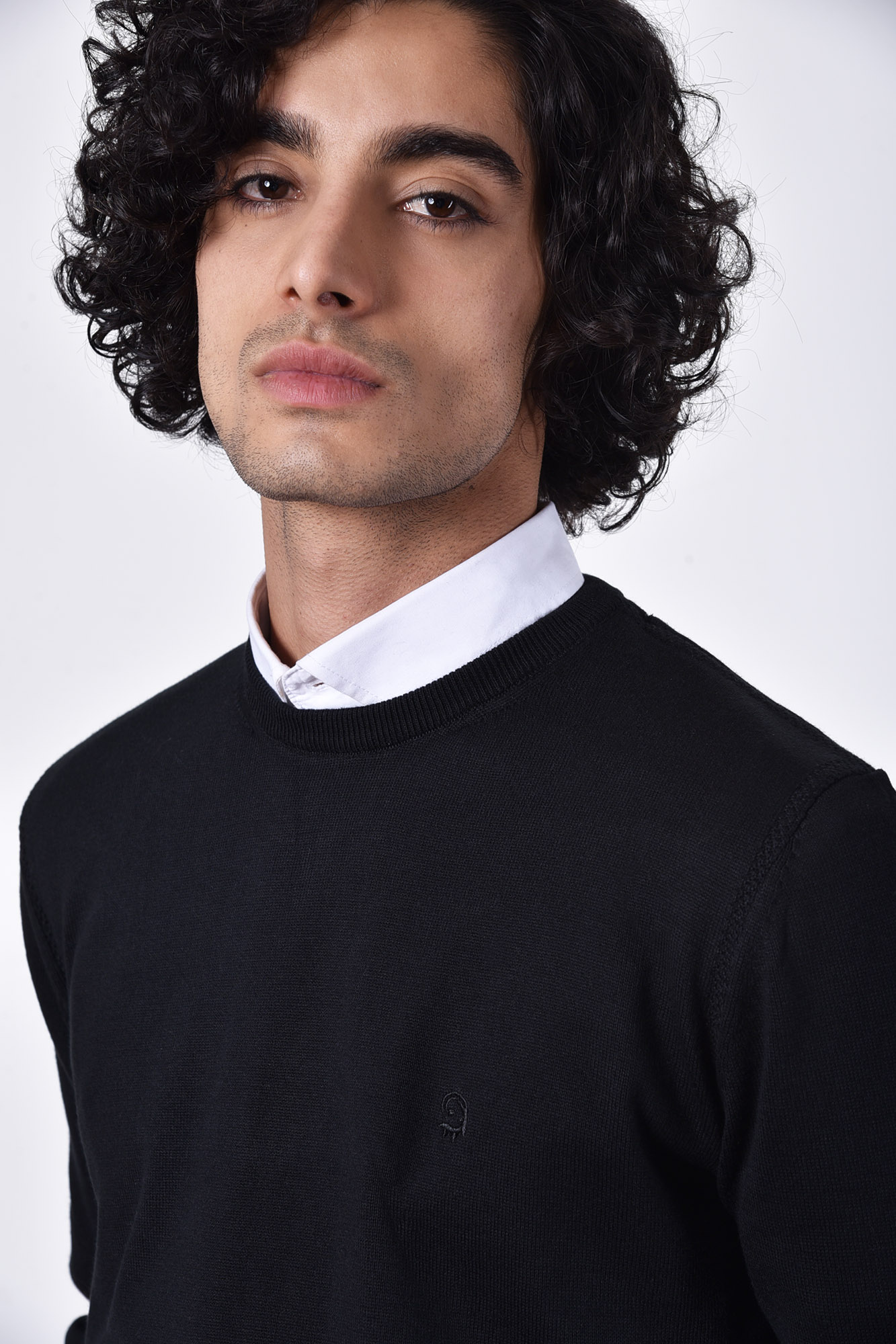 بافت یقه گرد ساده