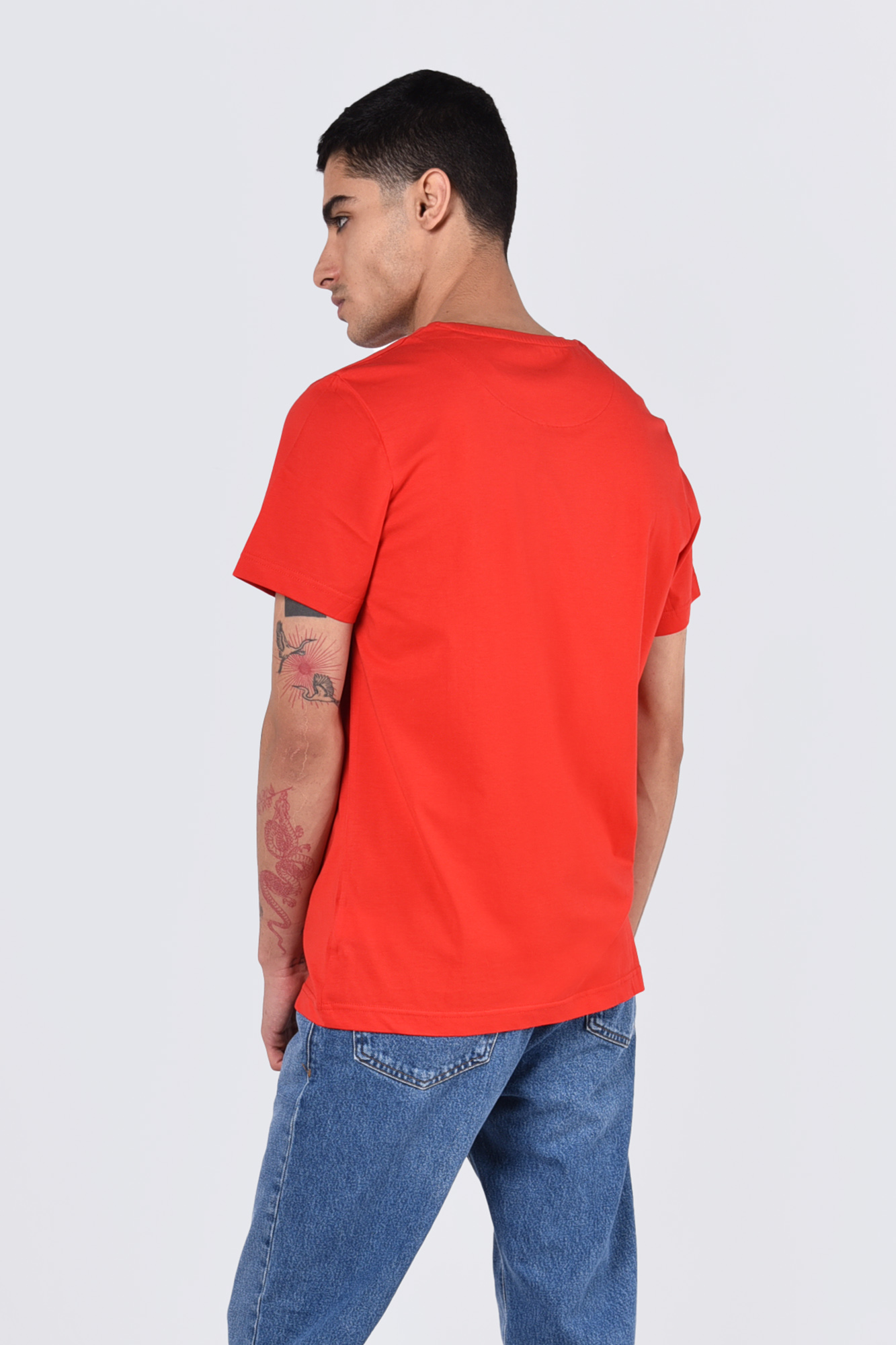 تیشرت آستین کوتاه یقه گرد بیسیک