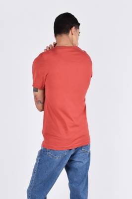 تیشرت آستین کوتاه یقه گرد بیسیک