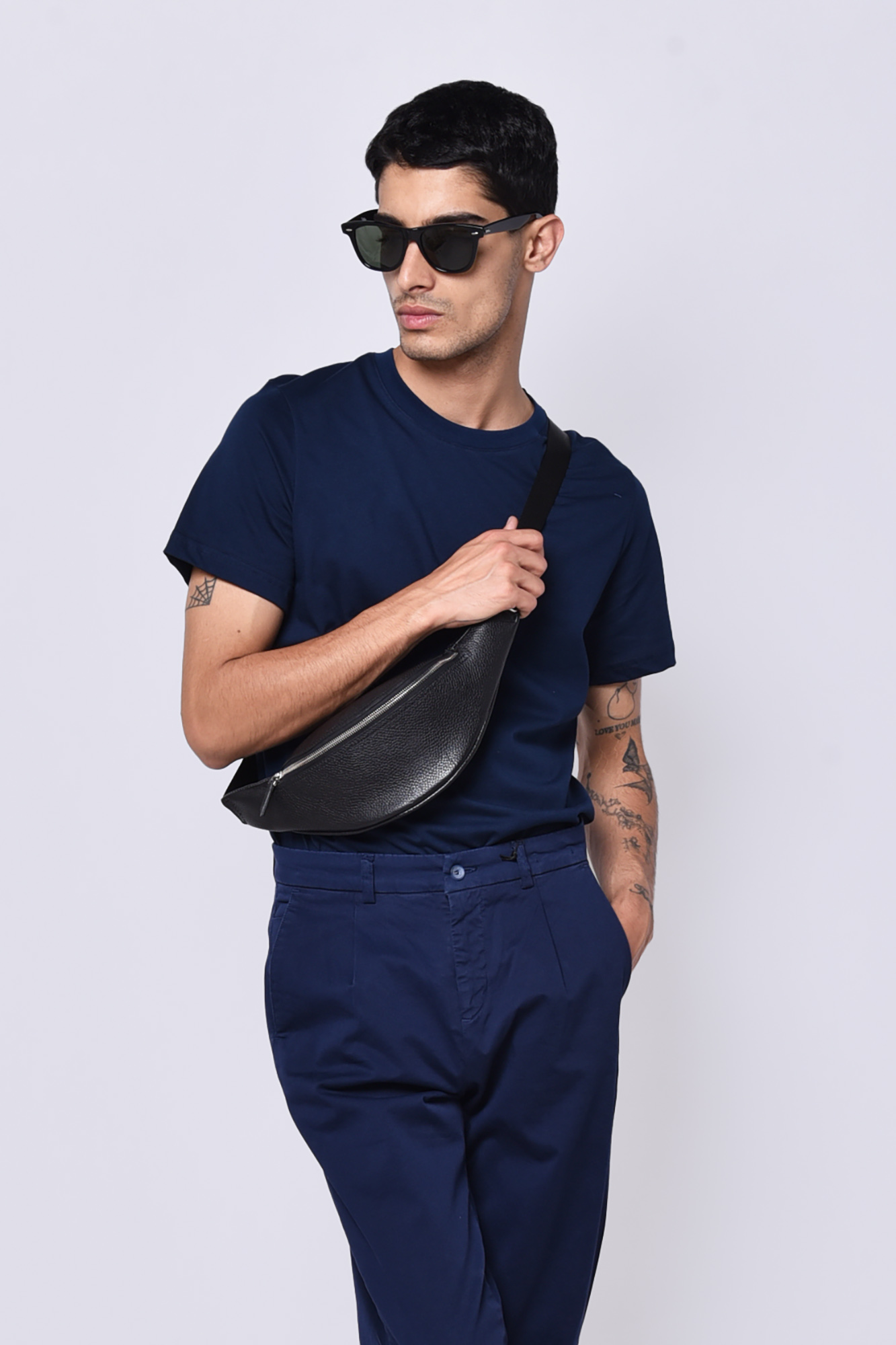 تیشرت آستین کوتاه یقه گرد بیسیک