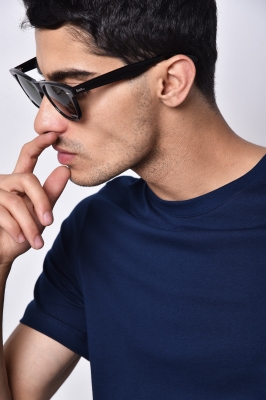 تیشرت آستین کوتاه یقه گرد بیسیک