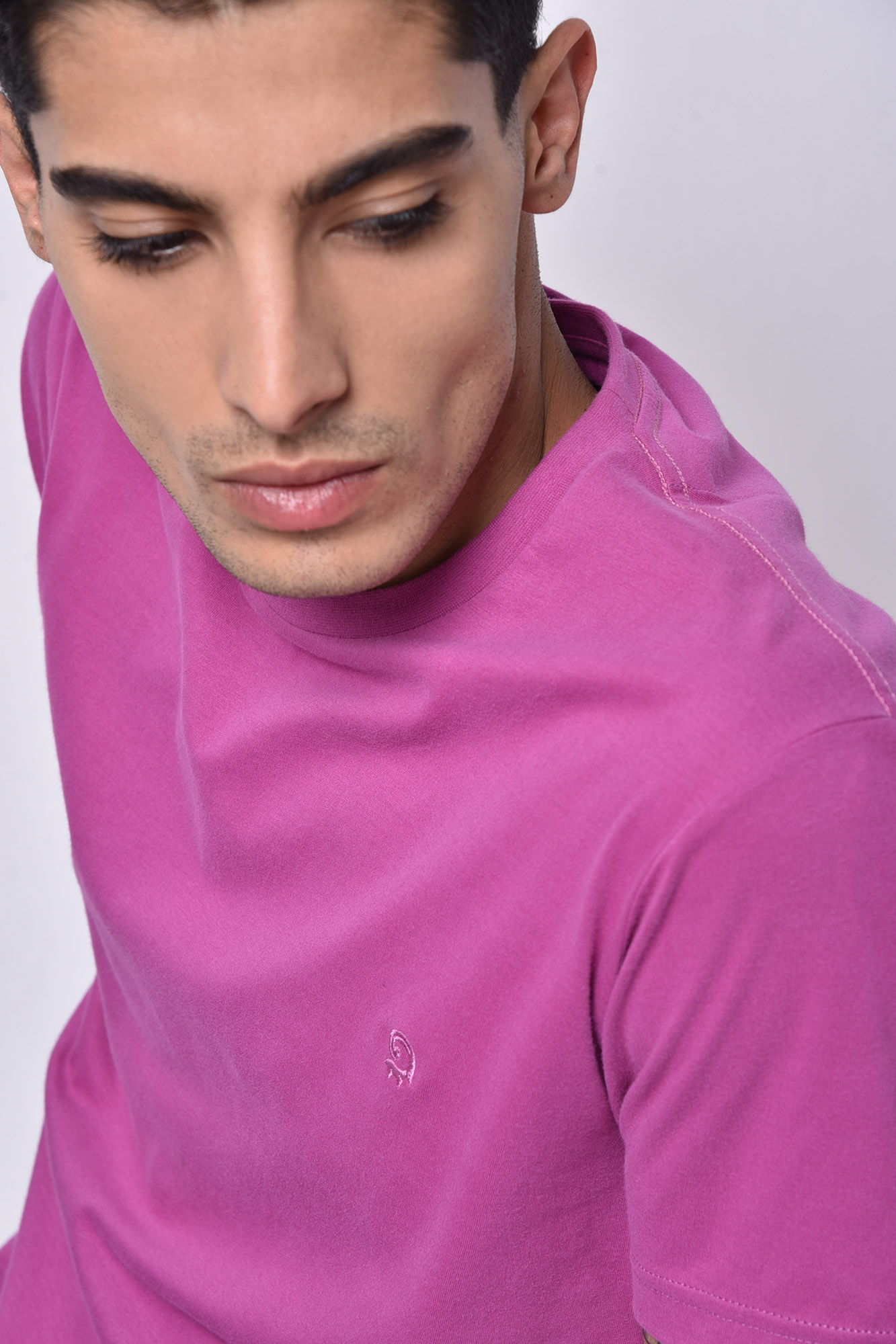 تیشرت آستین کوتاه یقه گرد بیسیک