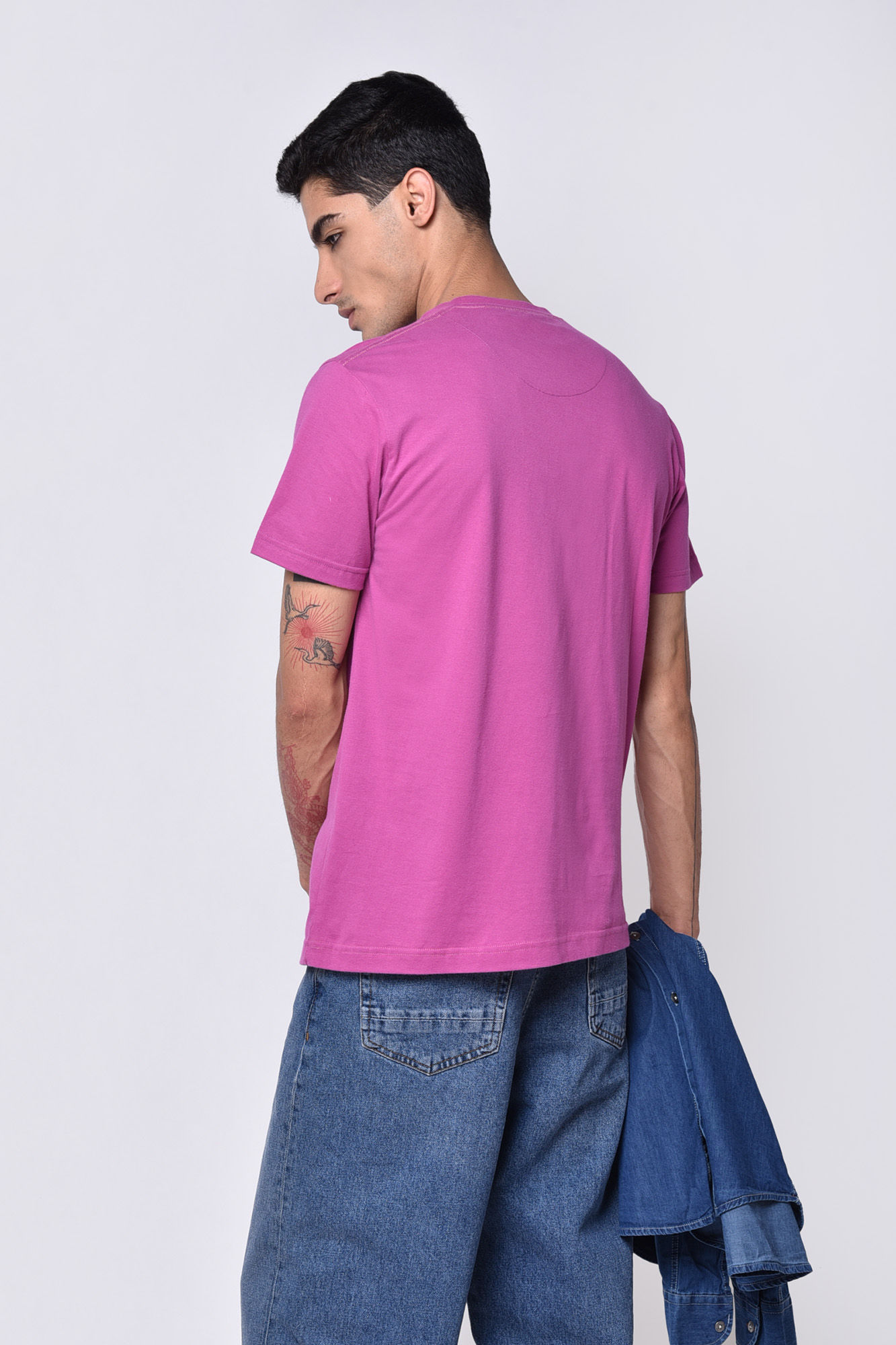 تیشرت آستین کوتاه یقه گرد بیسیک