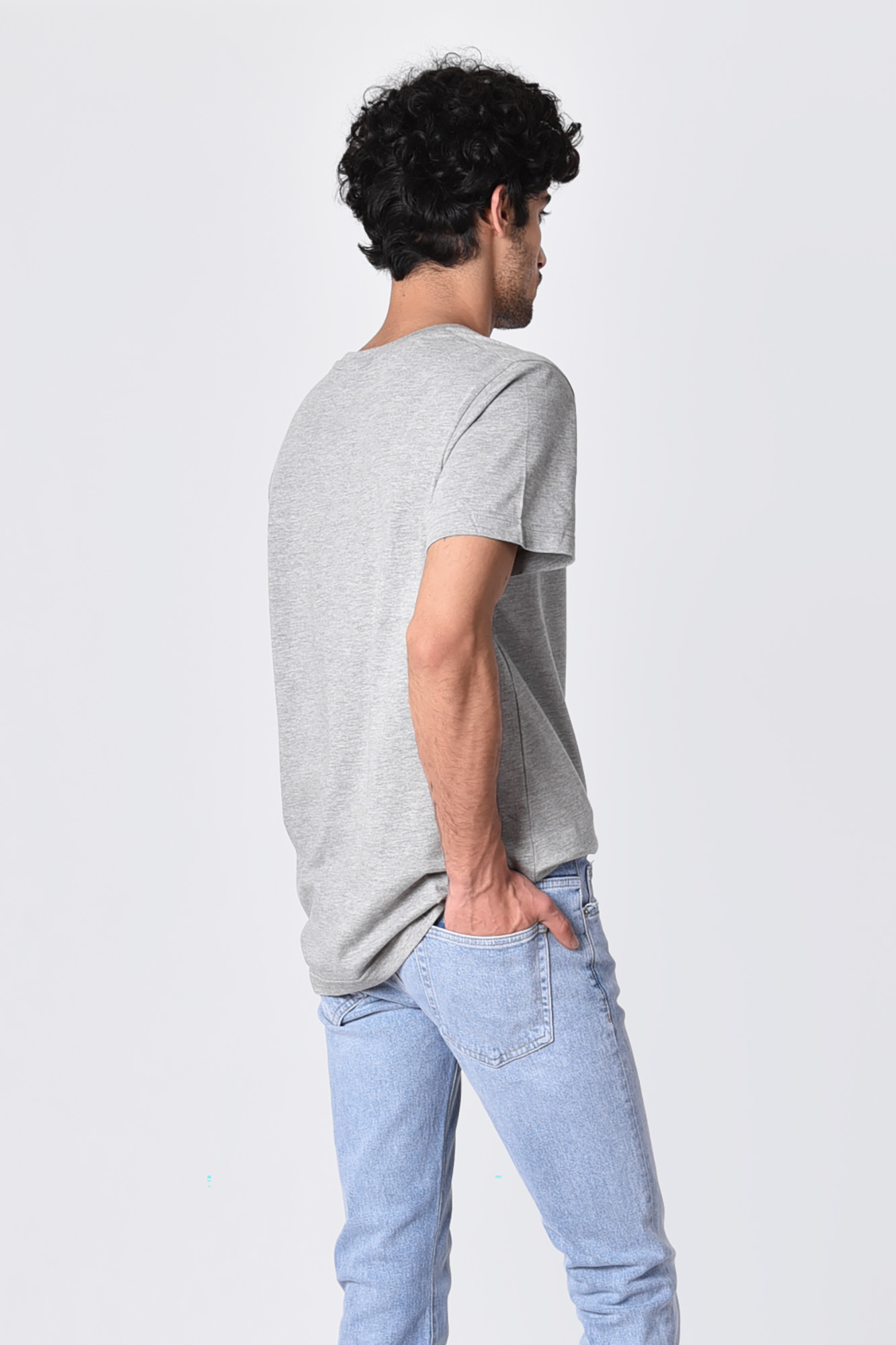 تیشرت آستین کوتاه یقه گرد بیسیک