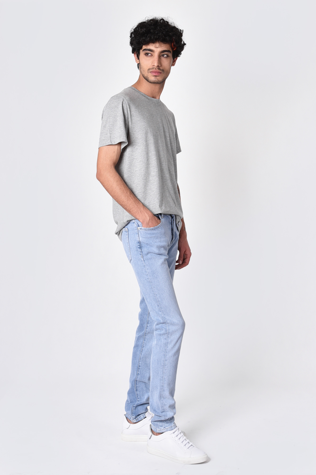 تیشرت آستین کوتاه یقه گرد بیسیک