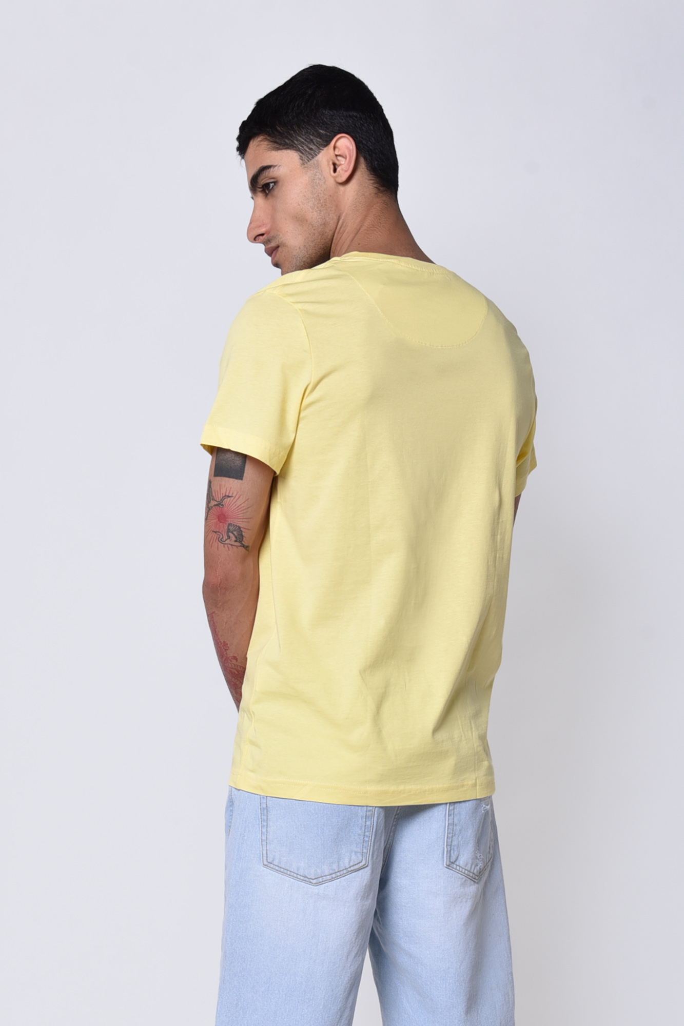 تیشرت آستین کوتاه یقه گرد بیسیک